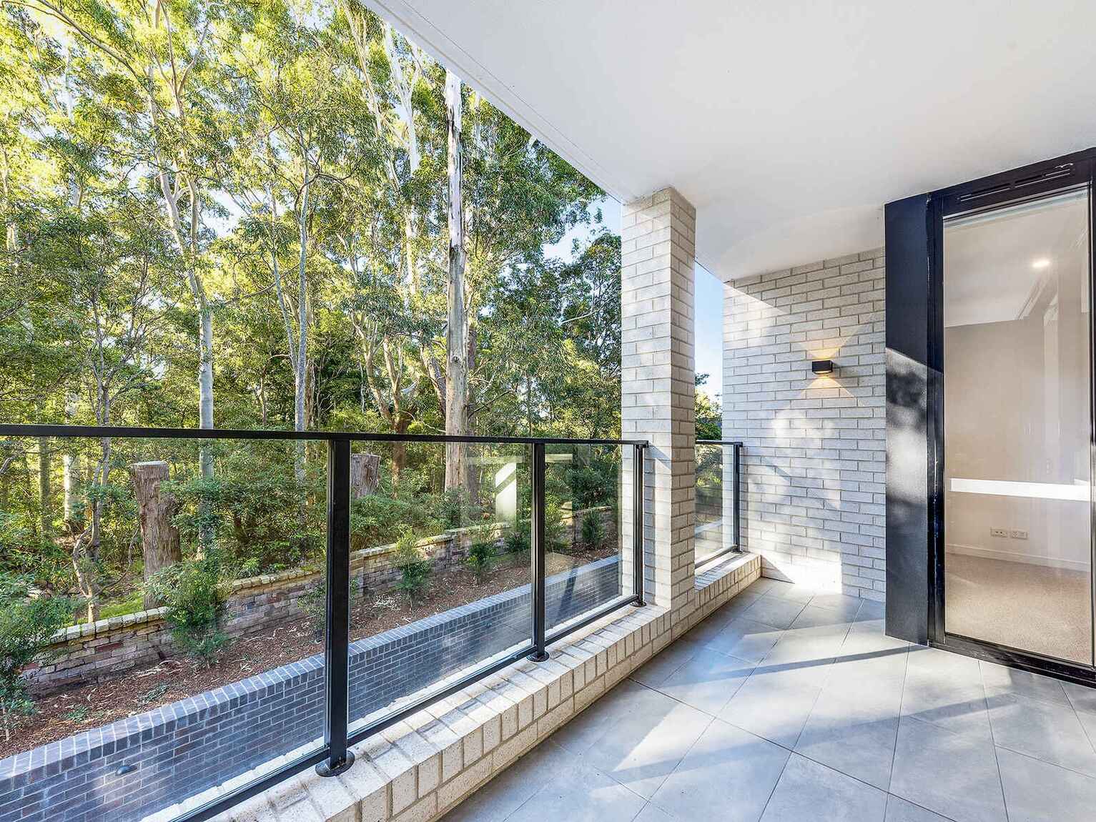 7/52 Eastern Valley Way Northbridge