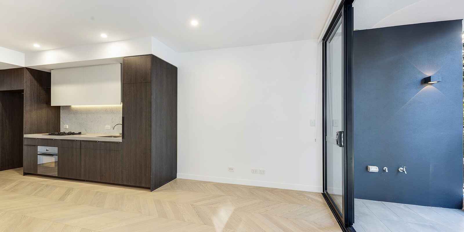 7/52 Eastern Valley Way Northbridge