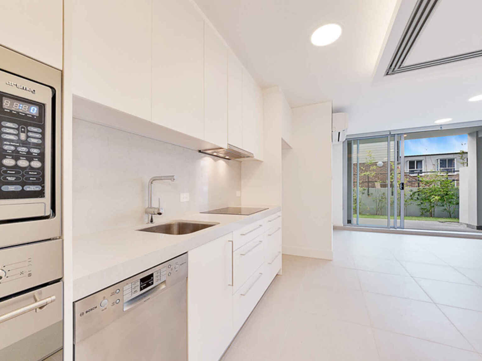 104/160 Sailors Bay Road Northbridge 104/160 Sailors Bay Road Northbridge