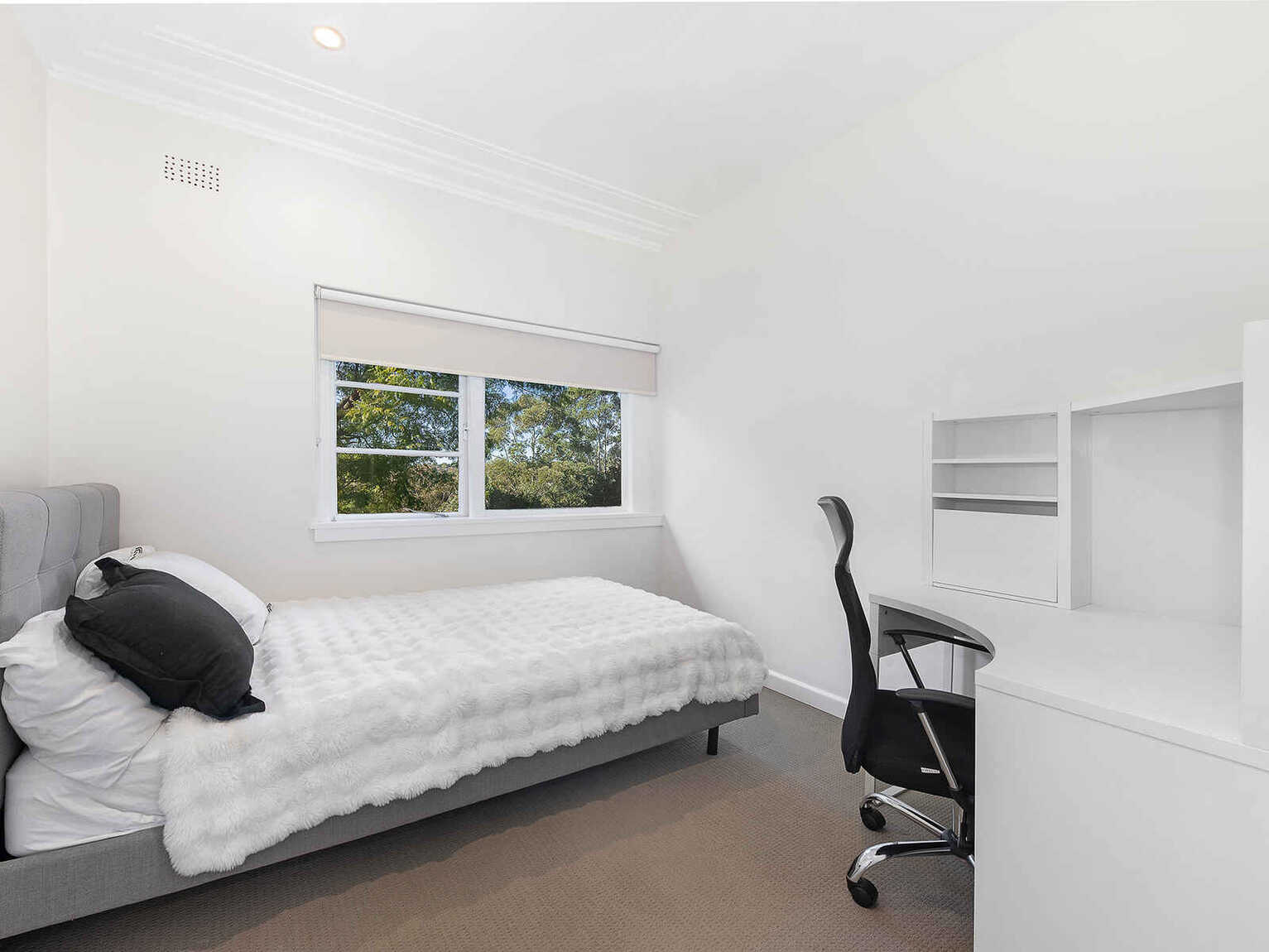 28 Morotai Crescent Castlecrag 28 Morotai Crescent Castlecrag
