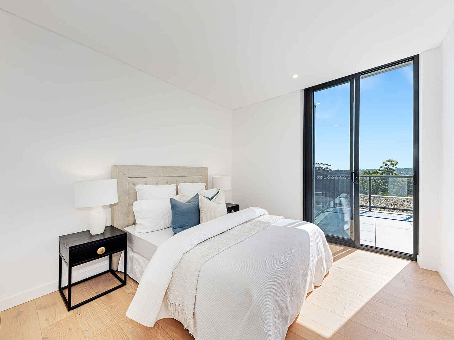 11/12 Amaroo Avenue Castle Cove 11/12 Amaroo Avenue Castle Cove