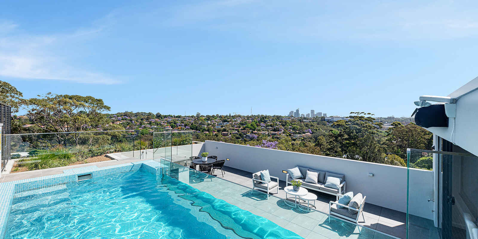 11/12 Amaroo Avenue Castle Cove