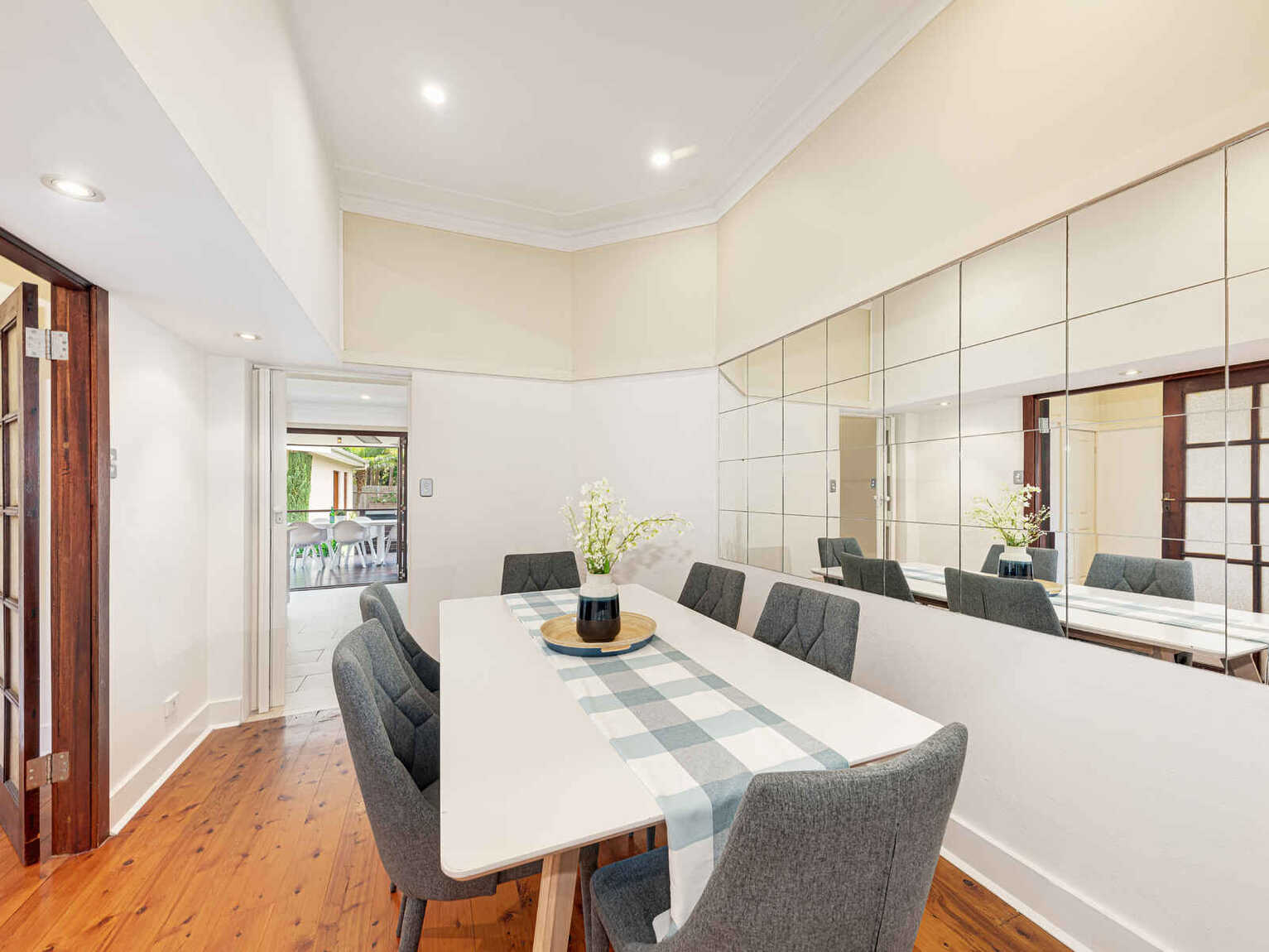 200 Sailors Bay Road Northbridge 200 Sailors Bay Road Northbridge