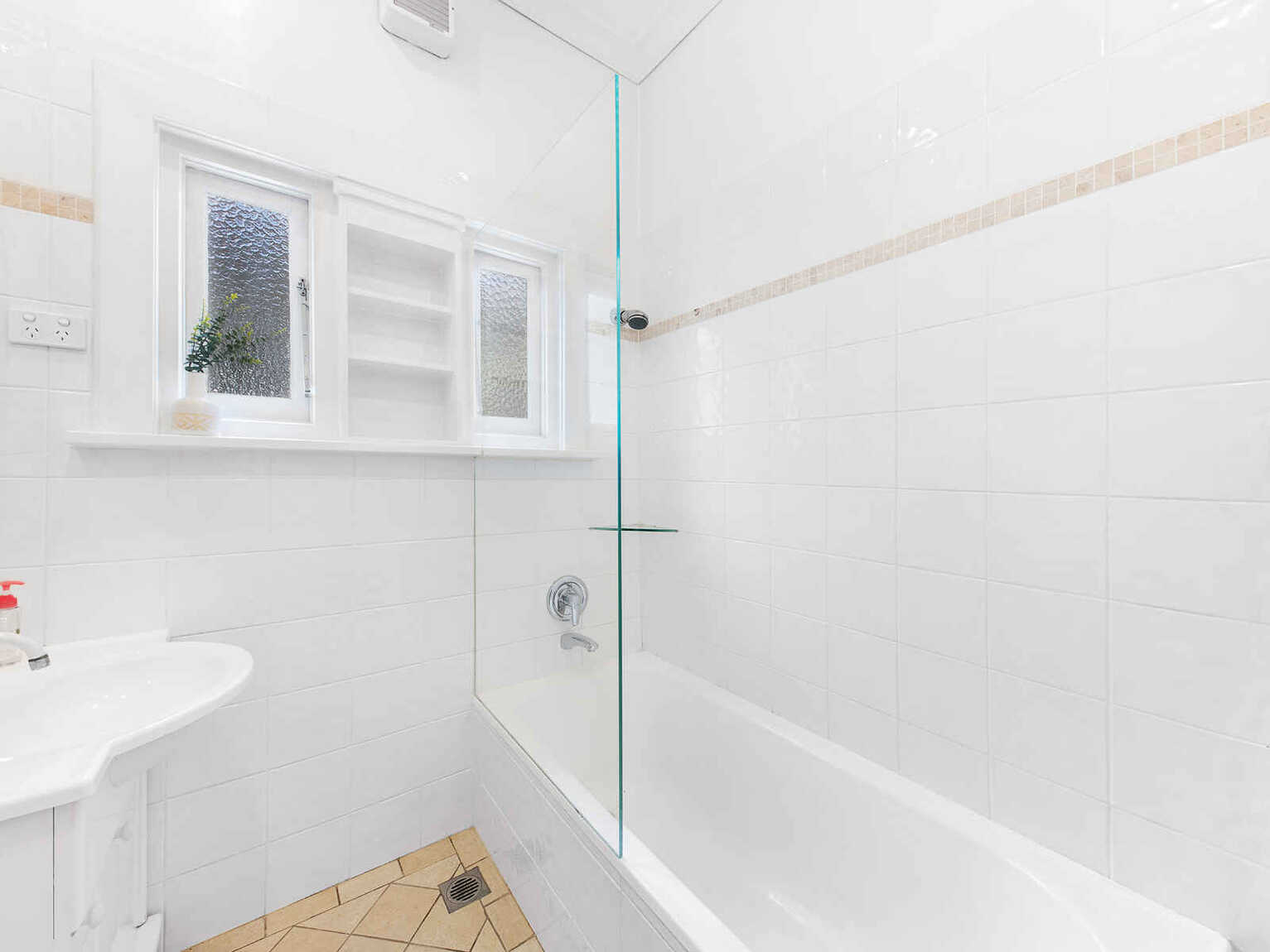 200 Sailors Bay Road Northbridge 200 Sailors Bay Road Northbridge