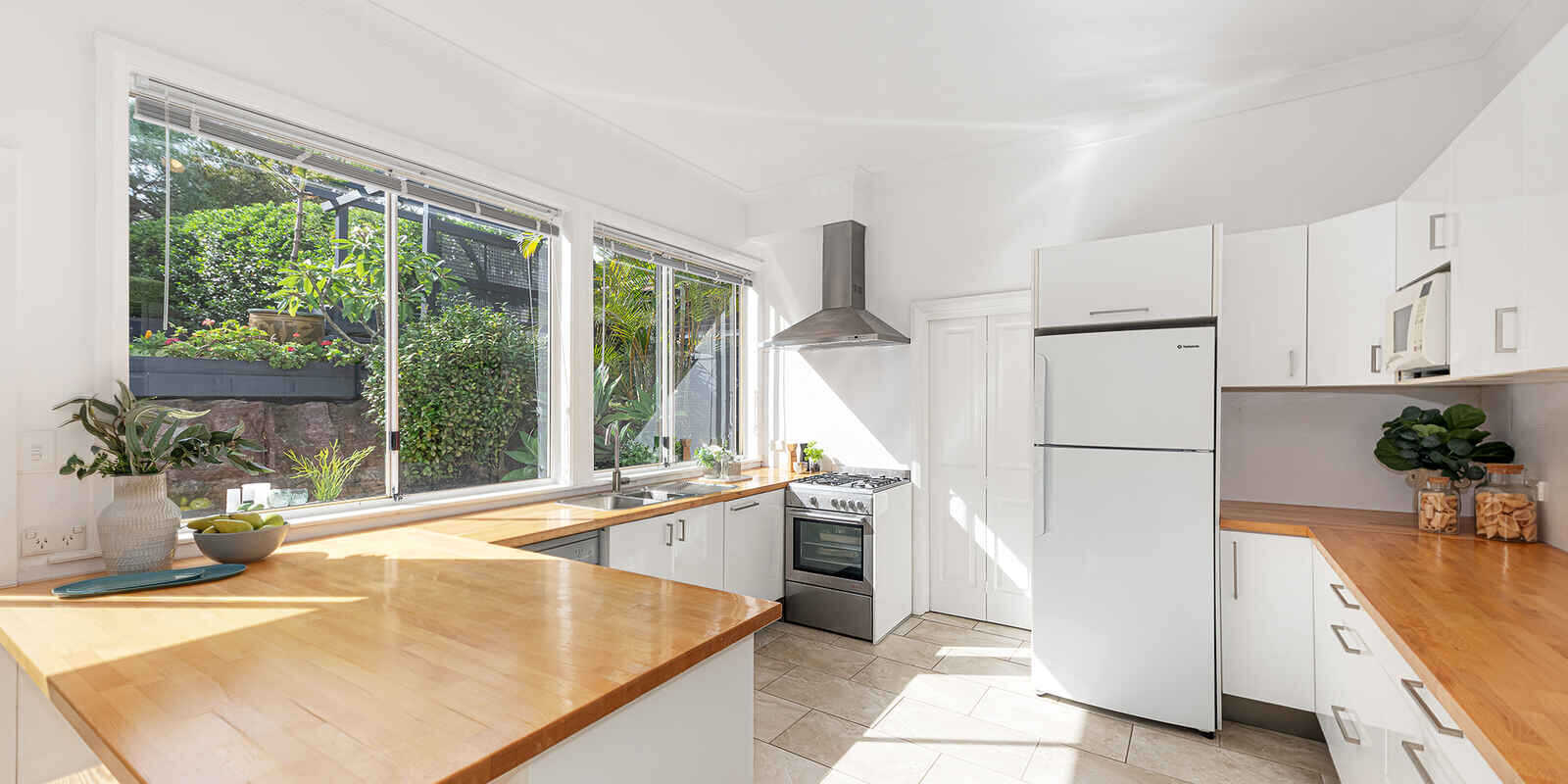 37 Strathallen Avenue Northbridge 37 Strathallen Avenue Northbridge