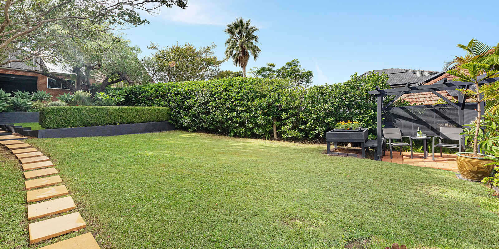 37 Strathallen Avenue Northbridge 37 Strathallen Avenue Northbridge