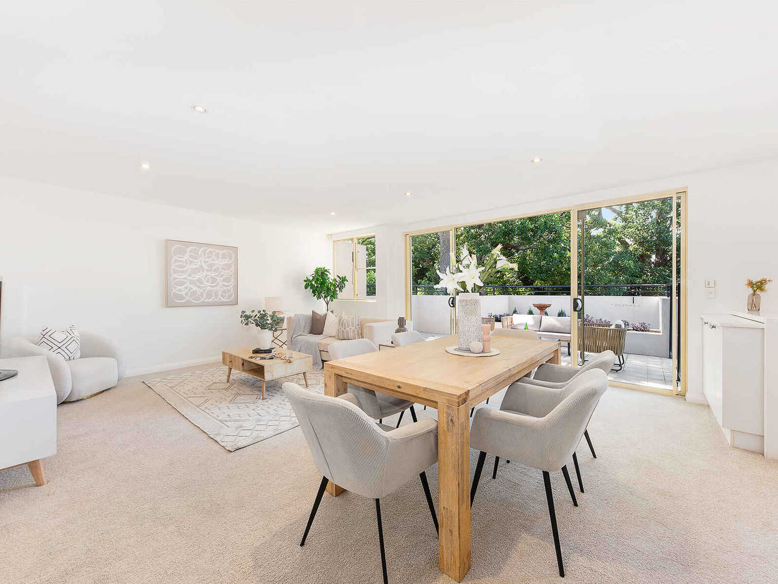 2/183 Sailors Bay Road Northbridge