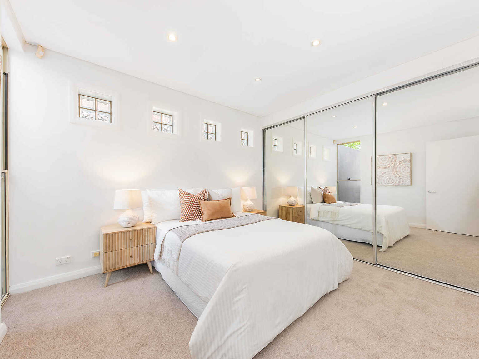 2/183 Sailors Bay Road Northbridge