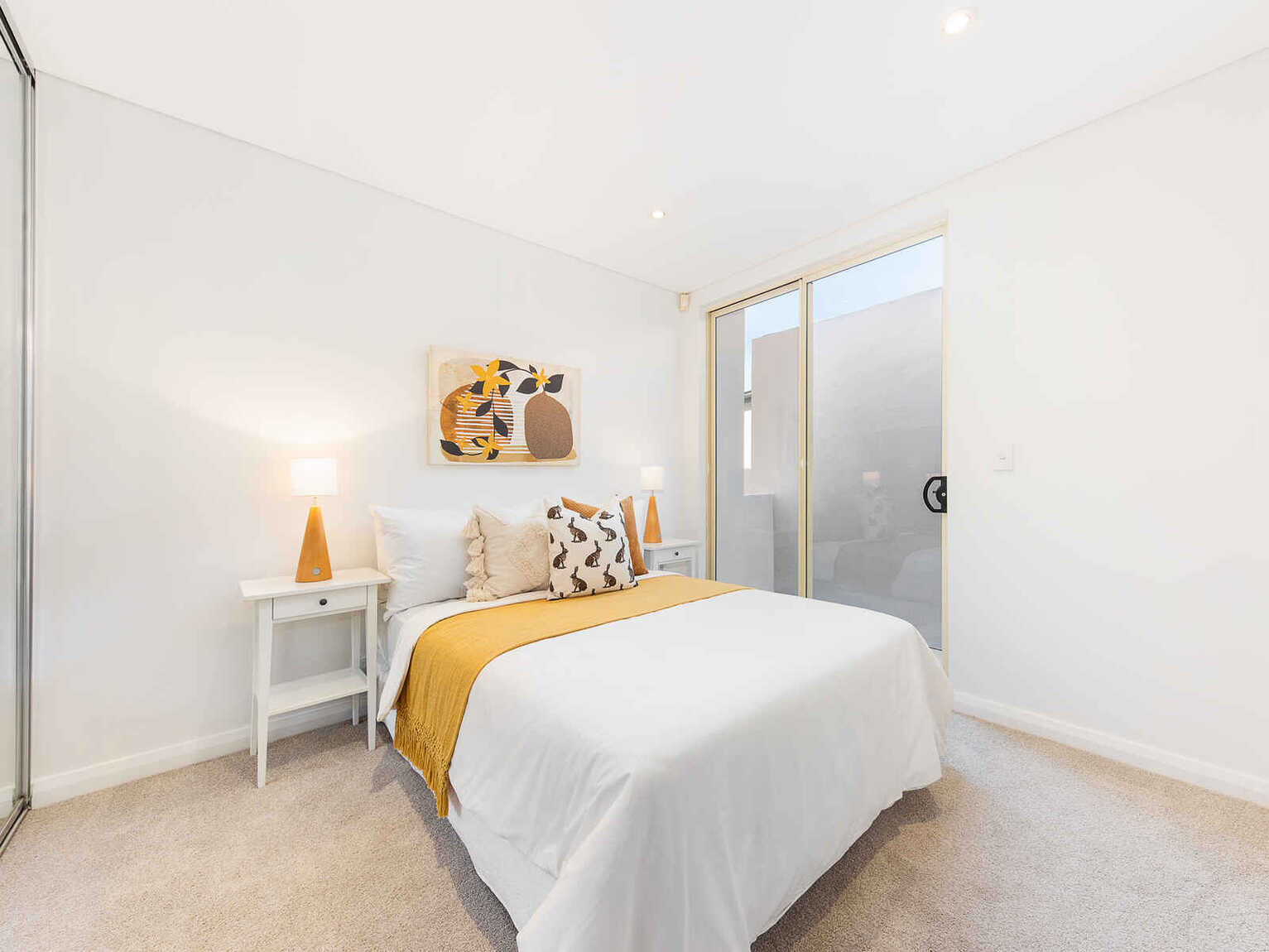 2/183 Sailors Bay Road Northbridge