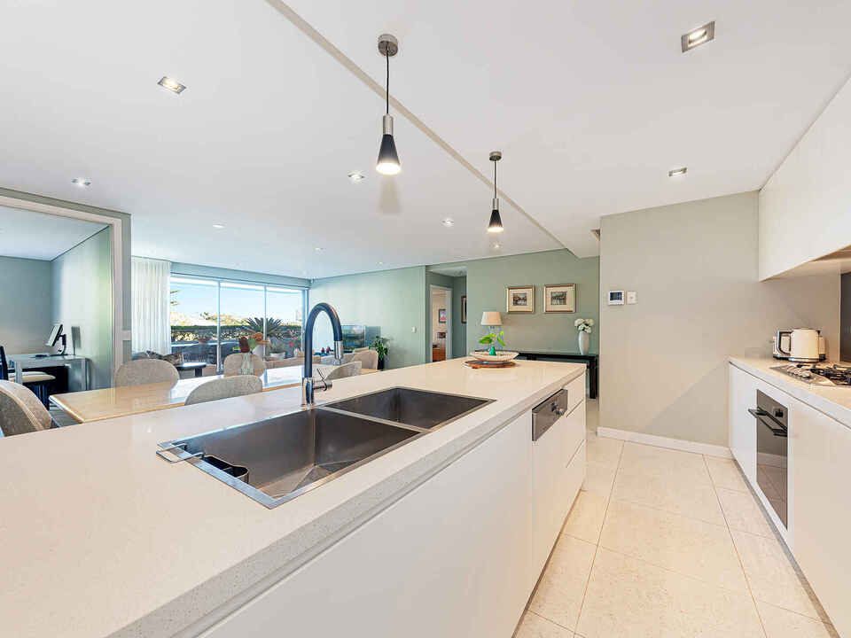 8/154-156 Sailors Bay Road Northbridge