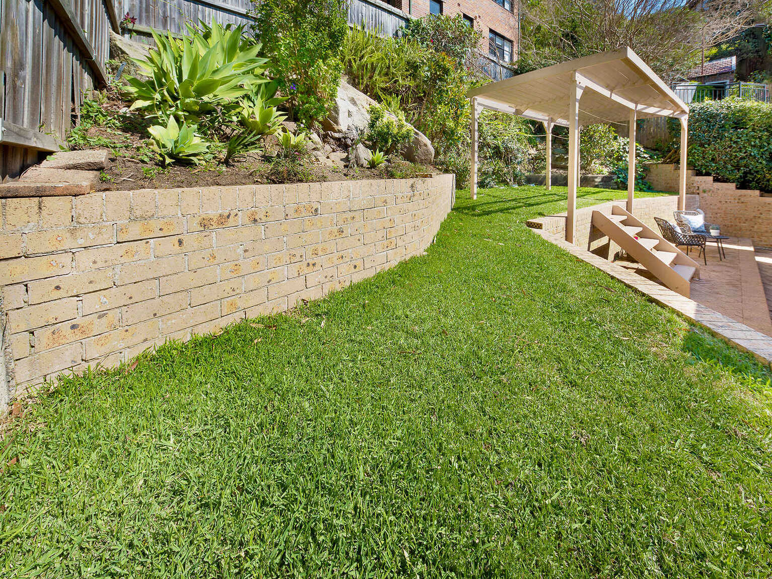 2/42A Pine Street East Cammeray 2/42A Pine Street East Cammeray