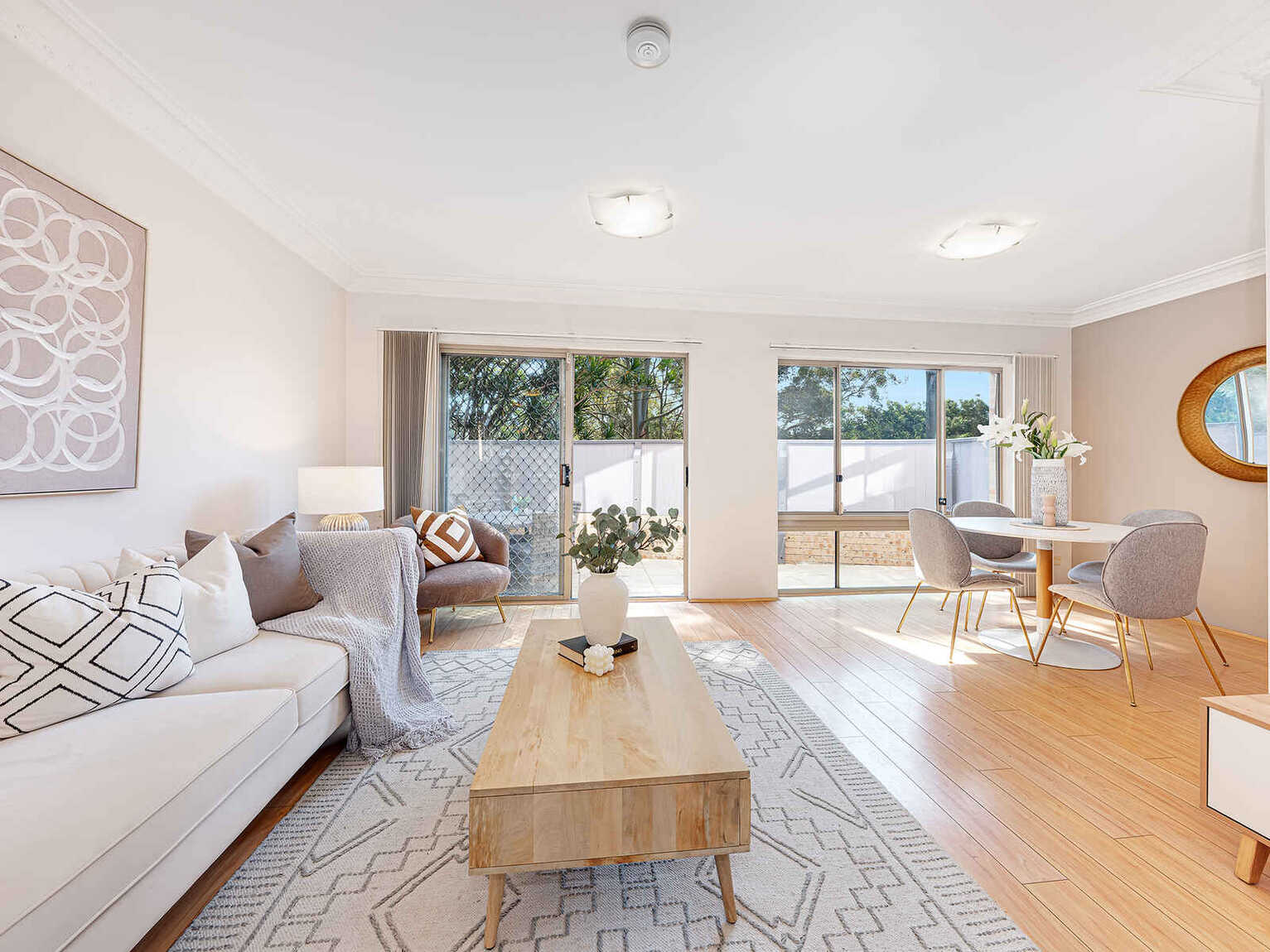2/42A Pine Street East Cammeray 2/42A Pine Street East Cammeray