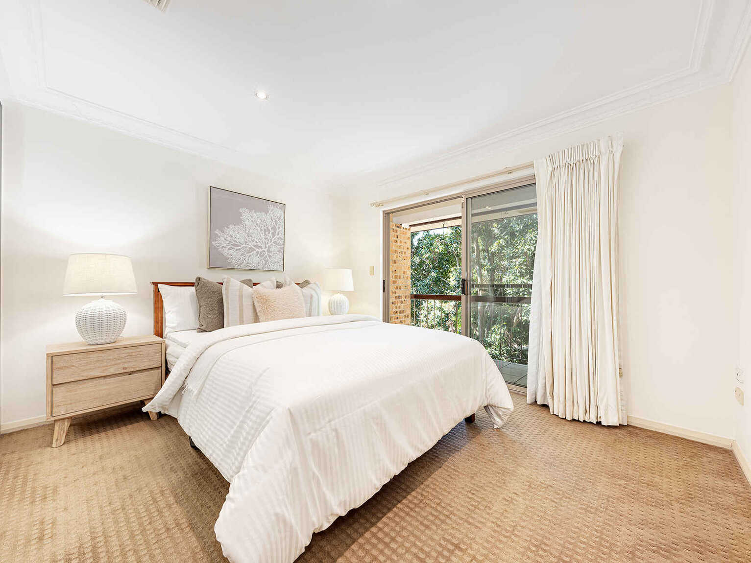 2/42A Pine Street East Cammeray 2/42A Pine Street East Cammeray