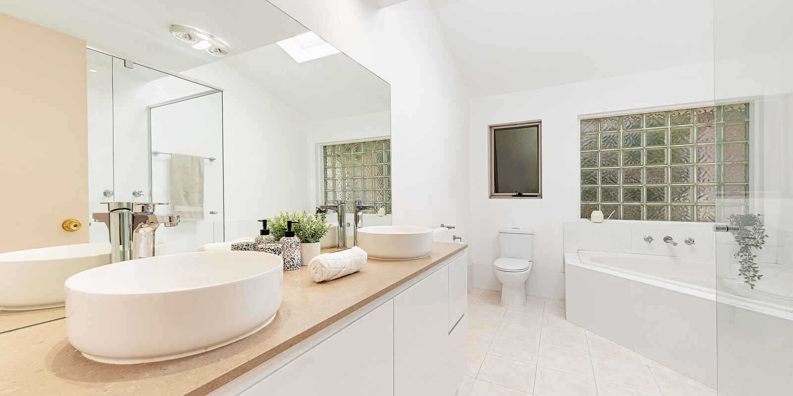 2/42A Pine Street East Cammeray 2/42A Pine Street East Cammeray