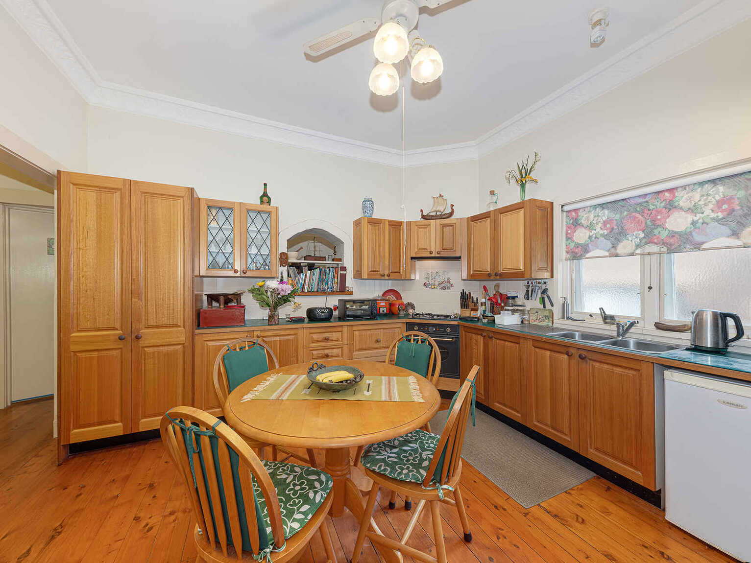 198  Sailors Bay Road Northbridge