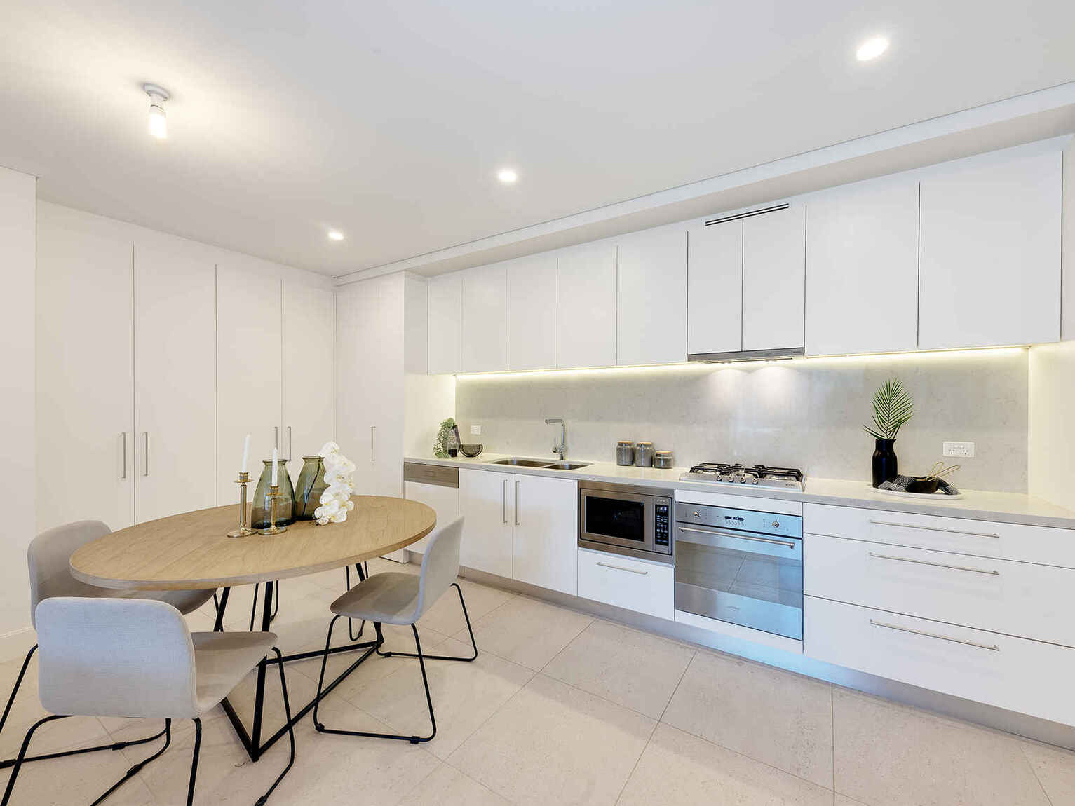 203/160 Sailors Bay Road Northbridge