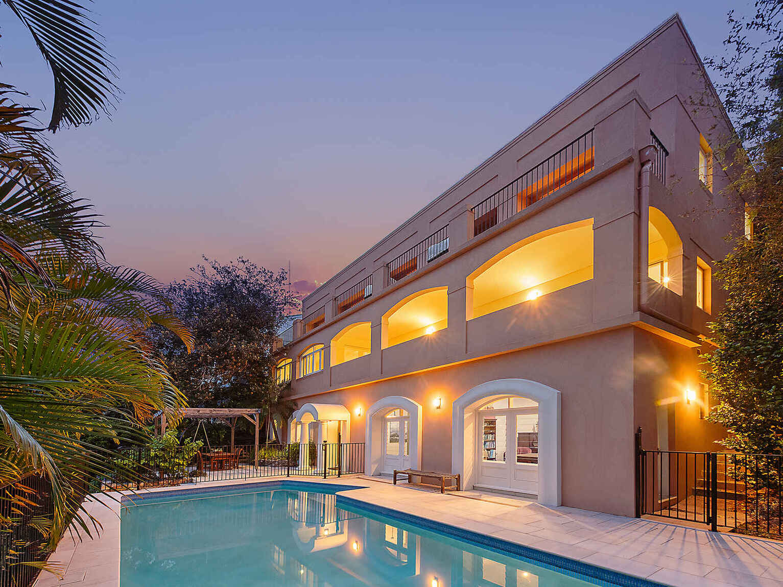 12 Rembrandt Drive Middle Cove