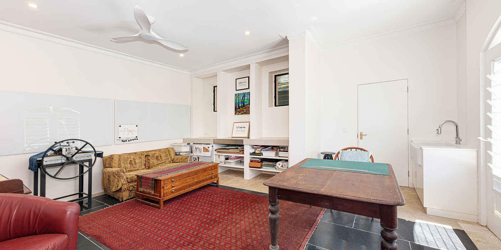 12 Rembrandt Drive Middle Cove 12 Rembrandt Drive Middle Cove