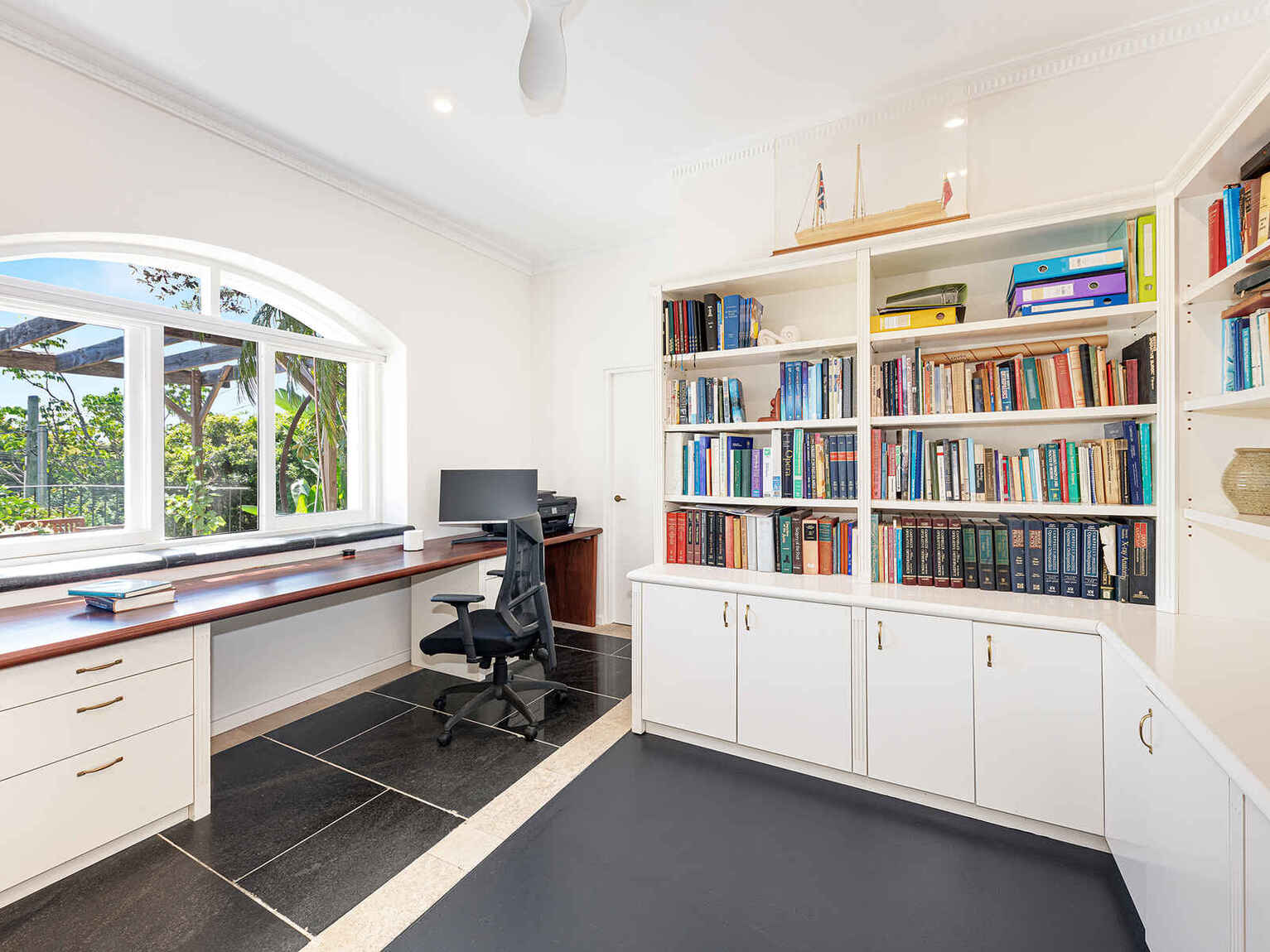 12 Rembrandt Drive Middle Cove