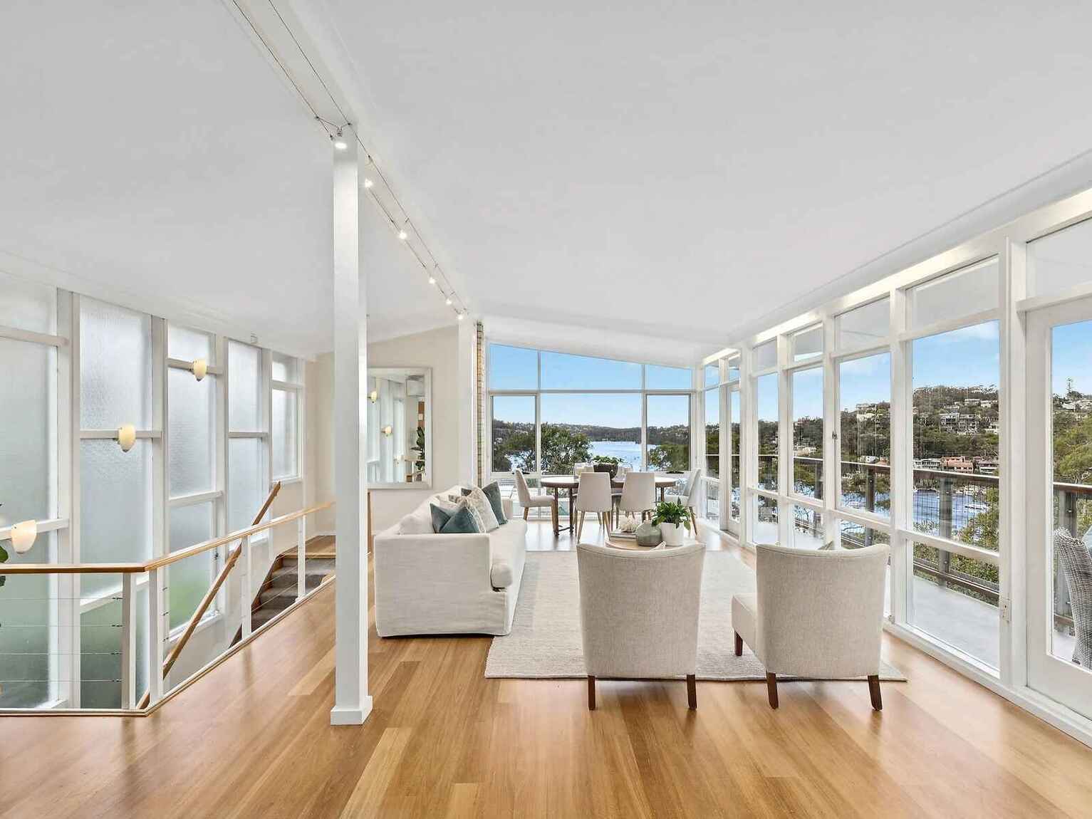 64 The Bulwark Castlecrag