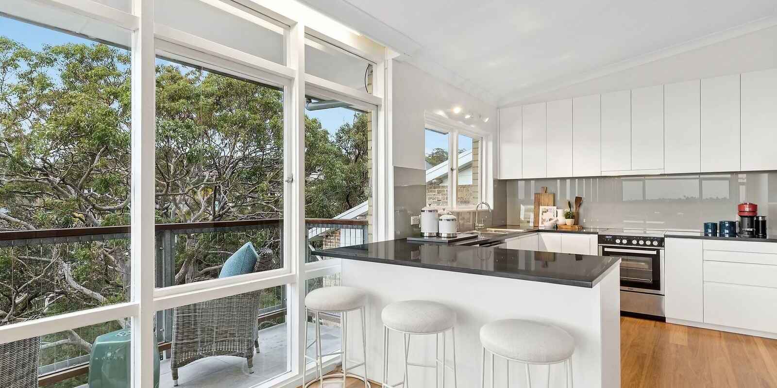 64 The Bulwark Castlecrag