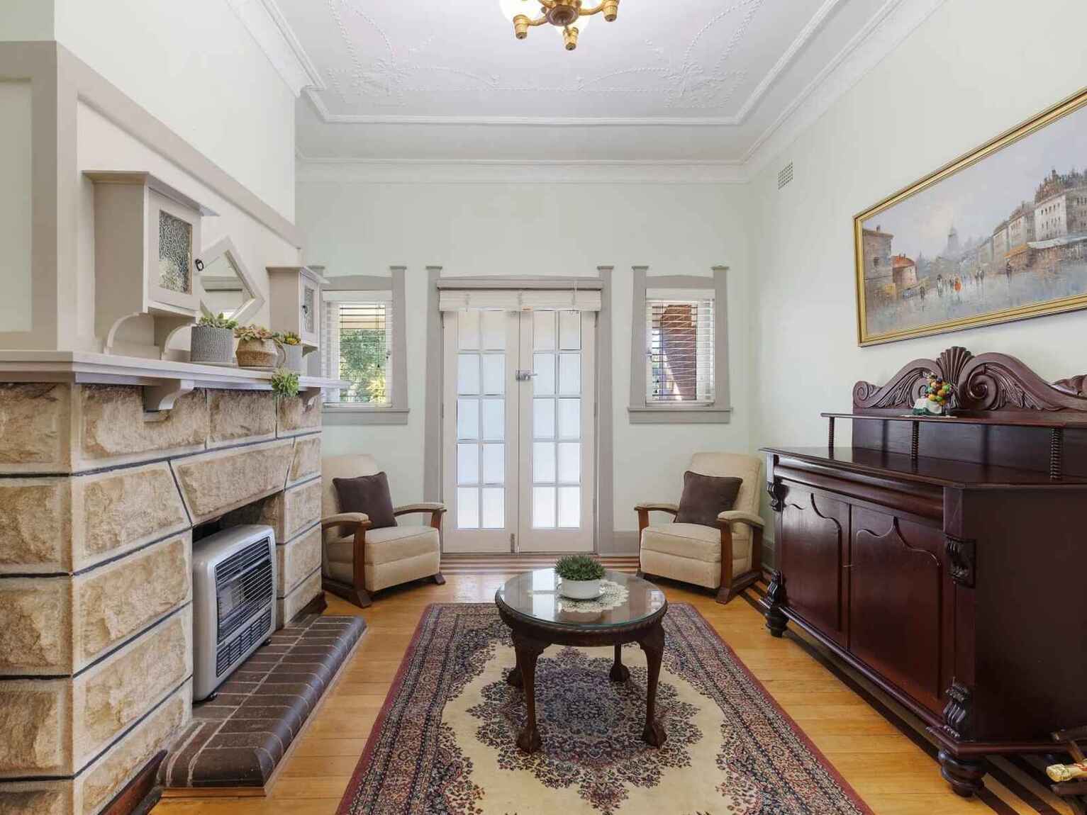 2 Merrenburn Avenue Naremburn