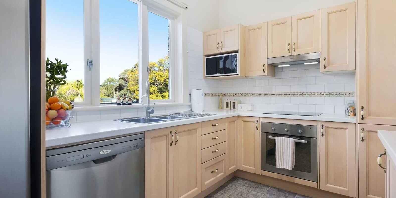 2 Merrenburn Avenue Naremburn