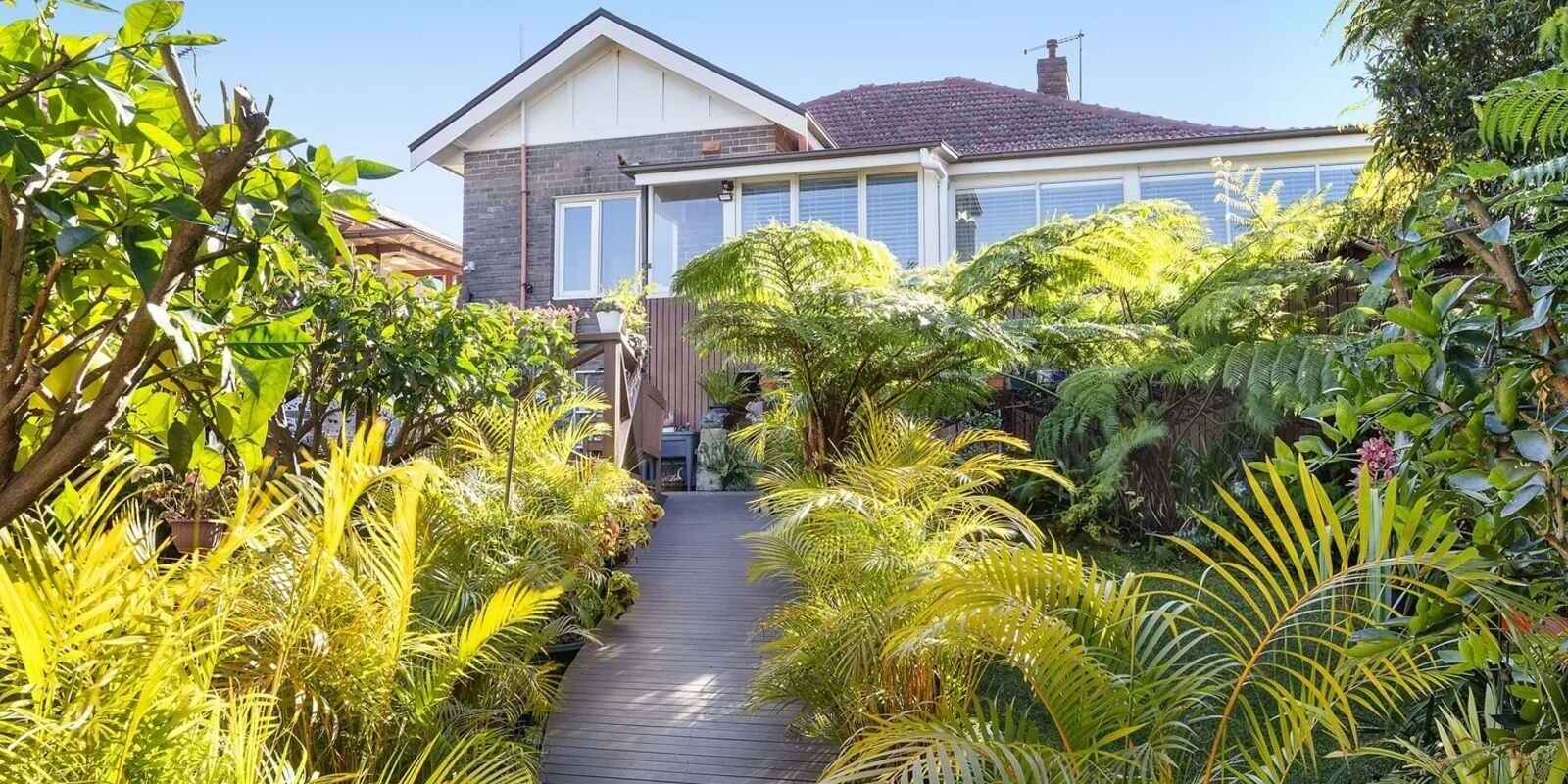 2 Merrenburn Avenue Naremburn