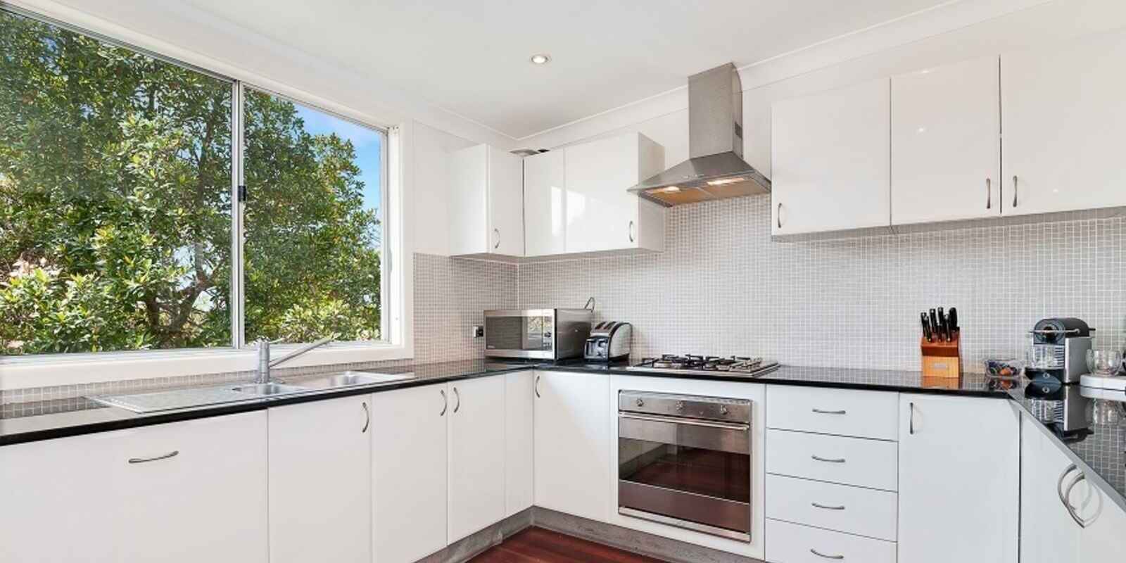 9 Salisbury Road  Willoughby