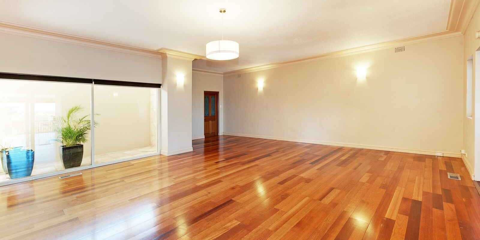 242  Edinburgh Road  Castlecrag