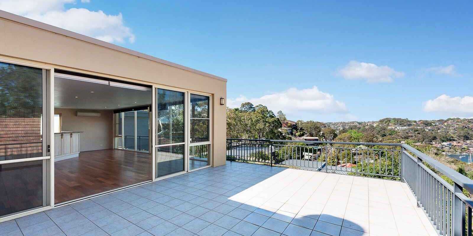 242  Edinburgh Road  Castlecrag