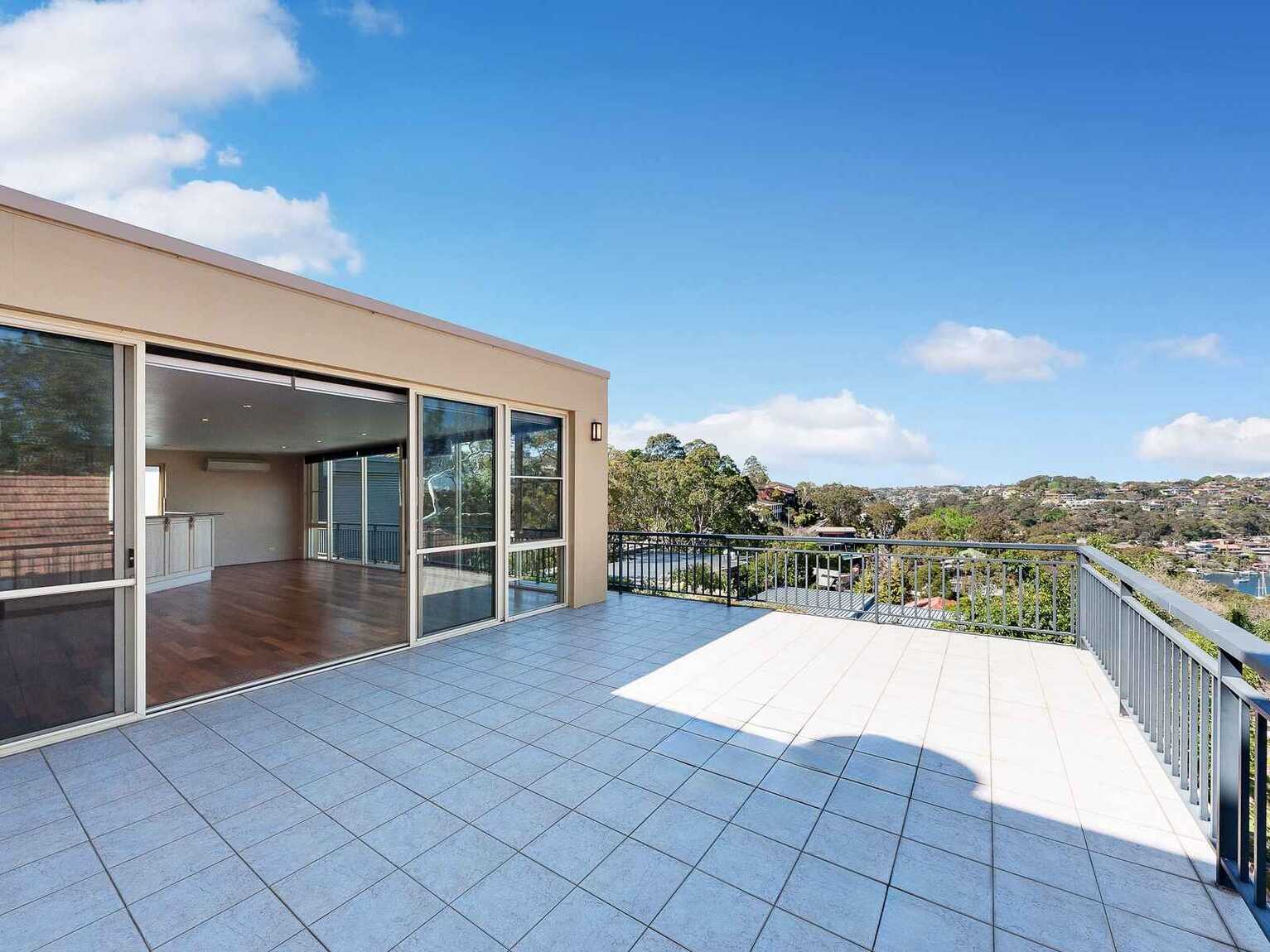 242  Edinburgh Road  Castlecrag