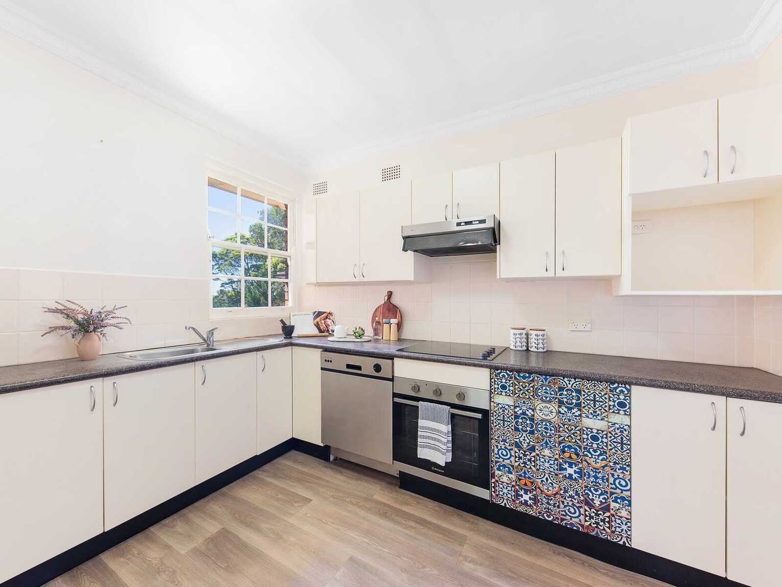 8/267-271 Sailors Bay Road Northbridge