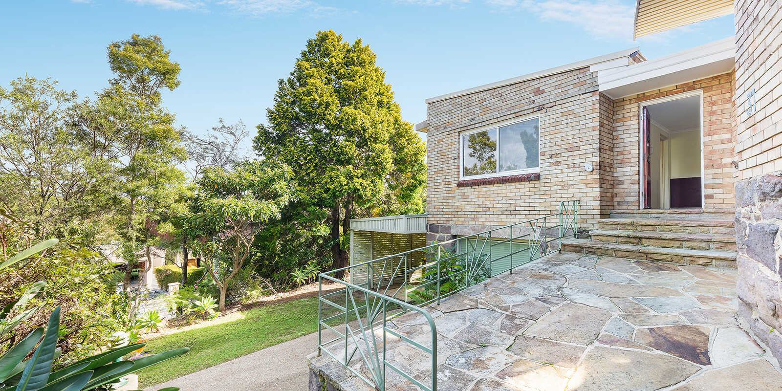 31 The Rampart Castlecrag 31 The Rampart Castlecrag