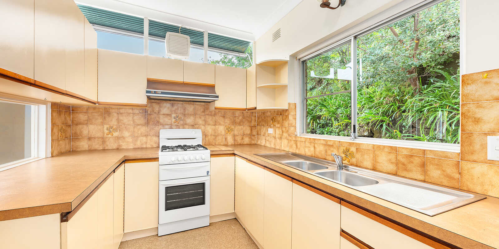 31 The Rampart Castlecrag 31 The Rampart Castlecrag