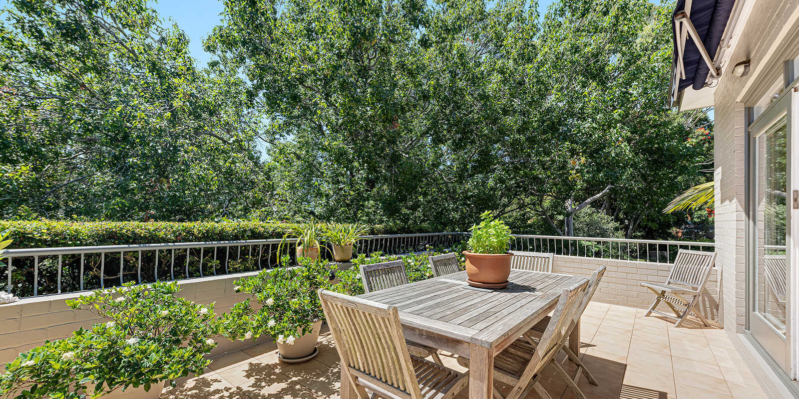 13 Glenroy Avenue Middle Cove