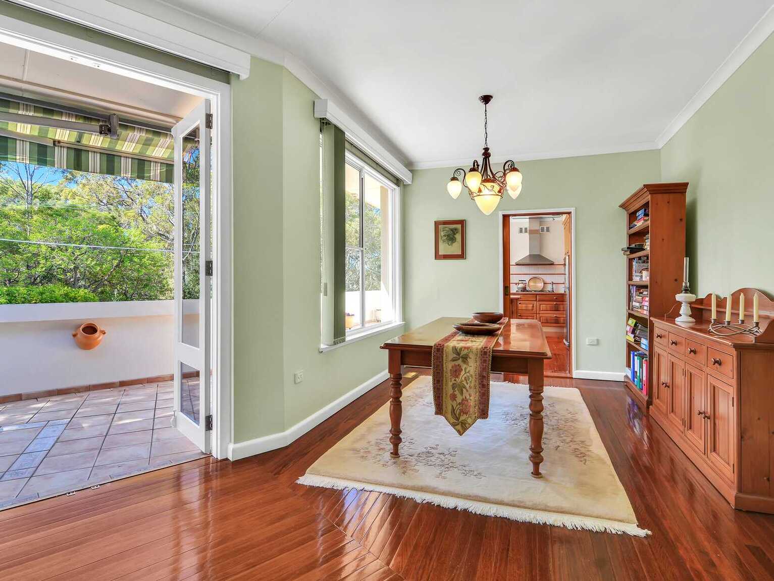 60 Coolawin Road  Northbridge