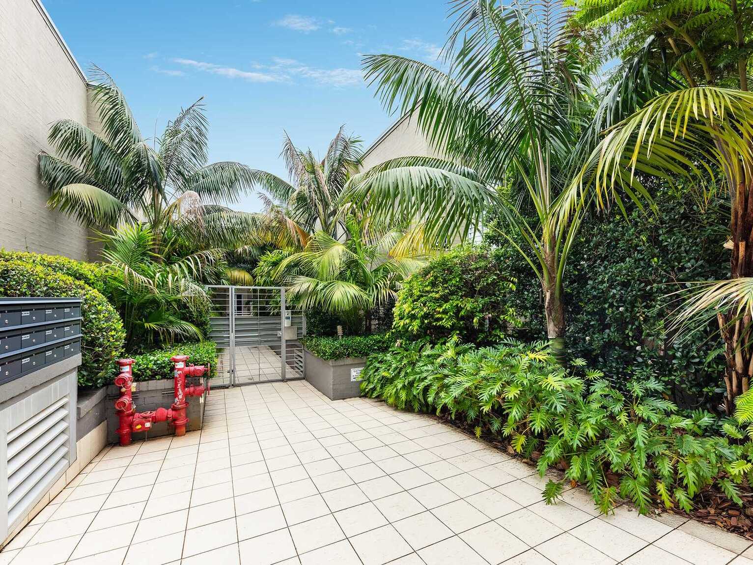 16/32-40 Sailors Bay Road Northbridge
