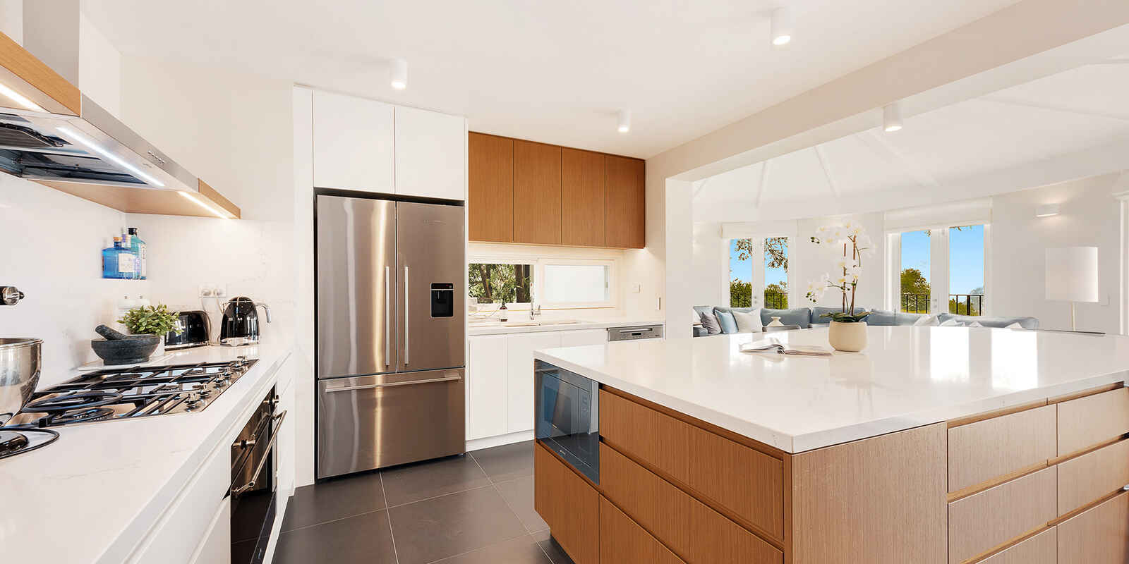 42 Narani Crescent  Northbridge