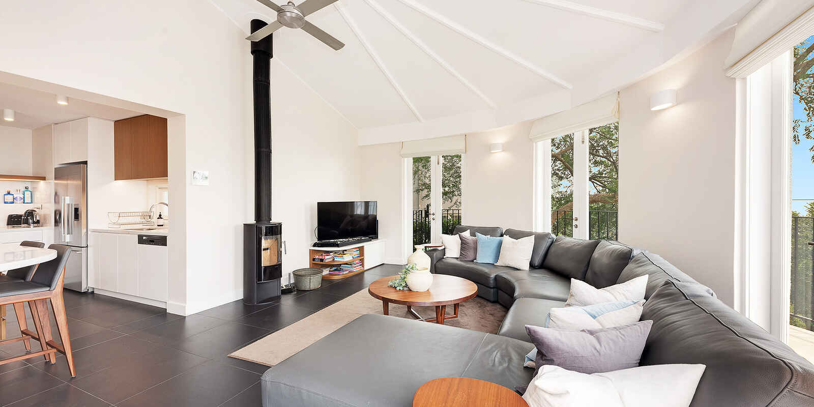 42 Narani Crescent  Northbridge