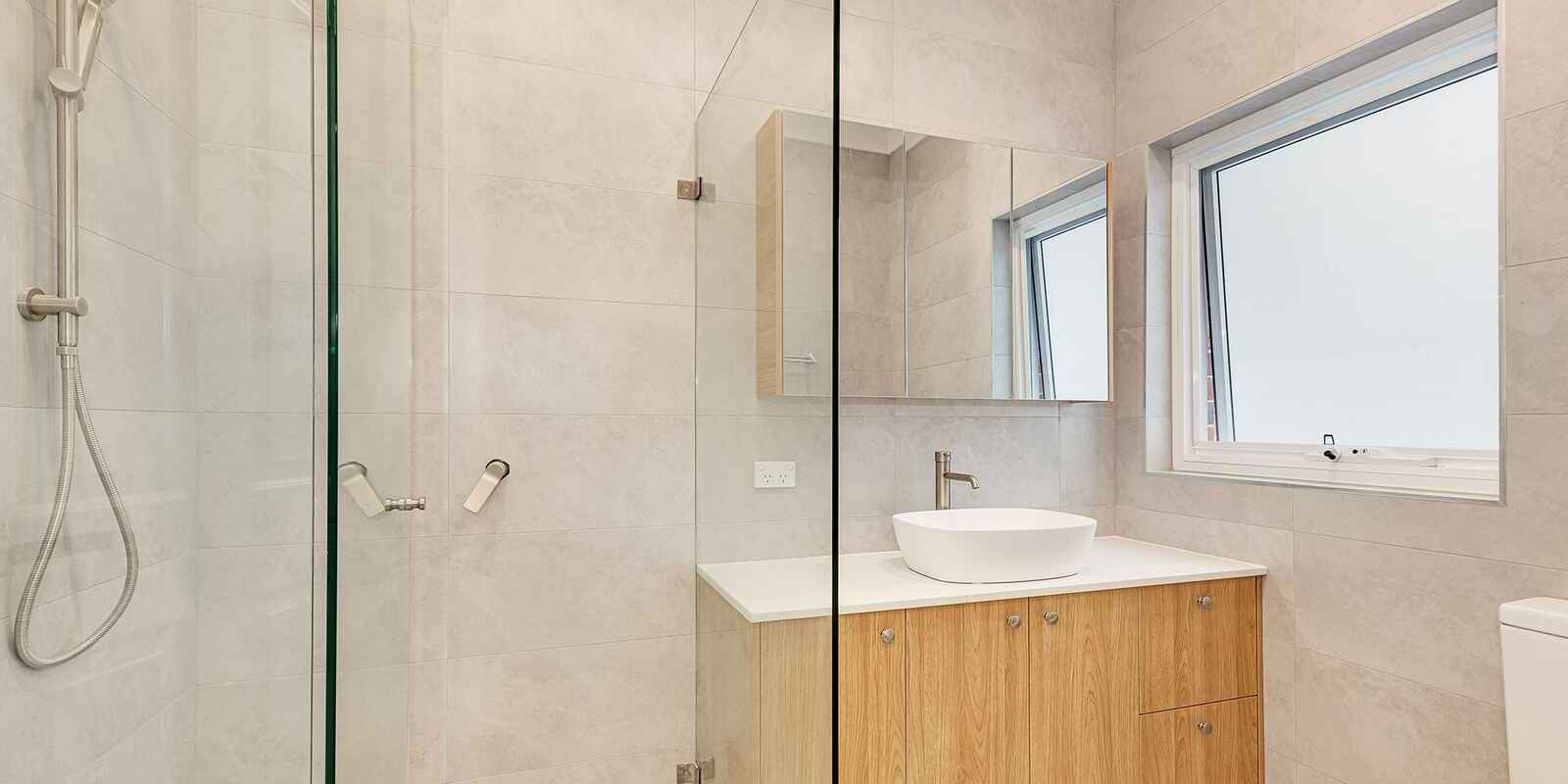 201 Eastern Valley Way Middle Cove