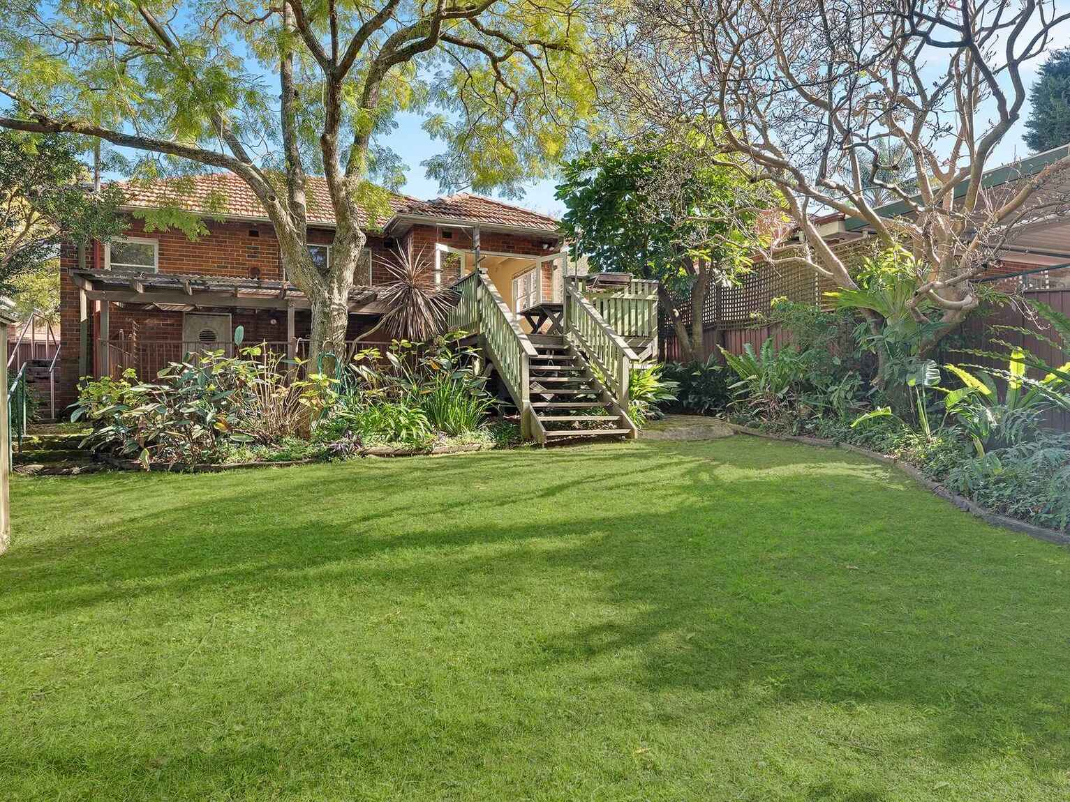 201 Eastern Valley Way Middle Cove