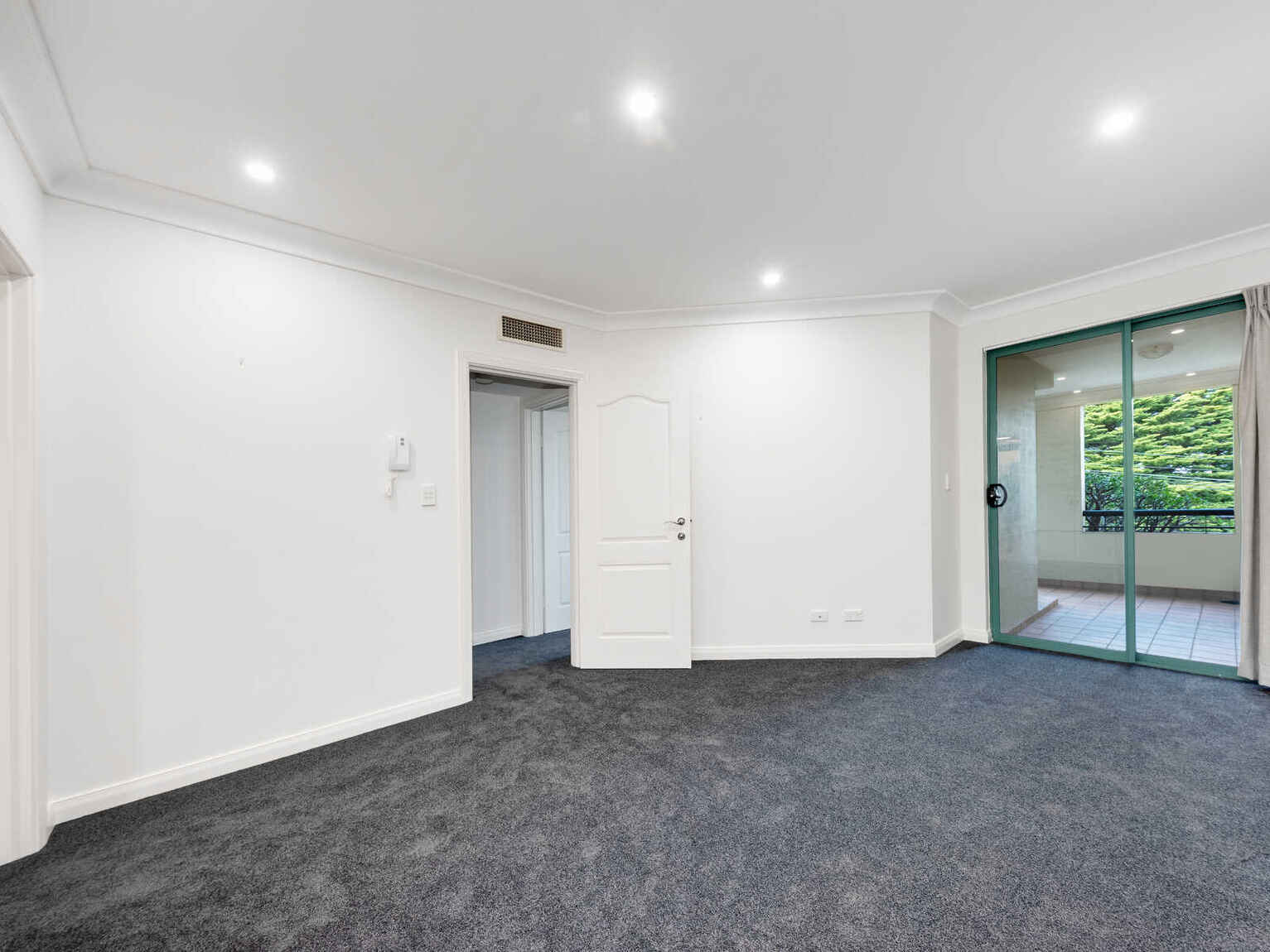 13/135 Sailors Bay Road Northbridge