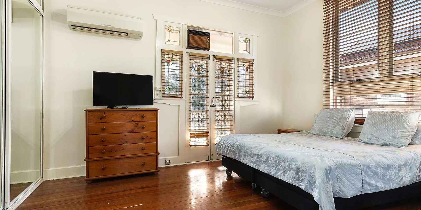 4 Merrenburn Ave Naremburn